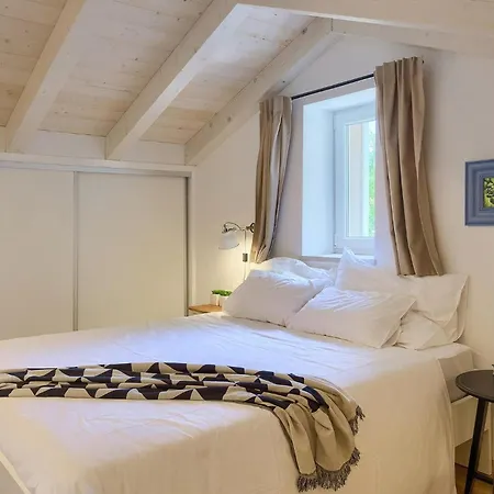 Viva Holiday home Tinjan