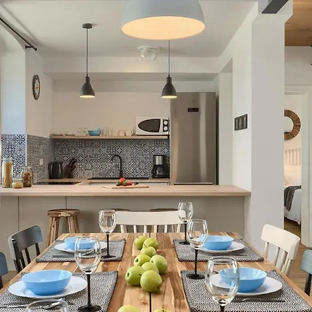 Viva Holiday home Tinjan